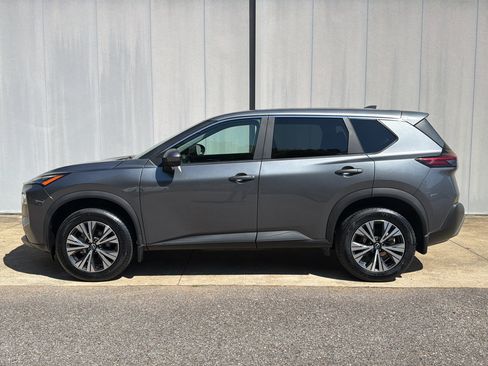 Used 2023 Nissan Rogue SV FWD image 7