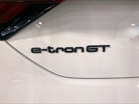 Certified 2023 Audi e-tron GT Prestige w/ Prestige Package AWD/4WD image 8