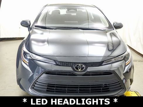 Certified 2024 Toyota Corolla LE image 3