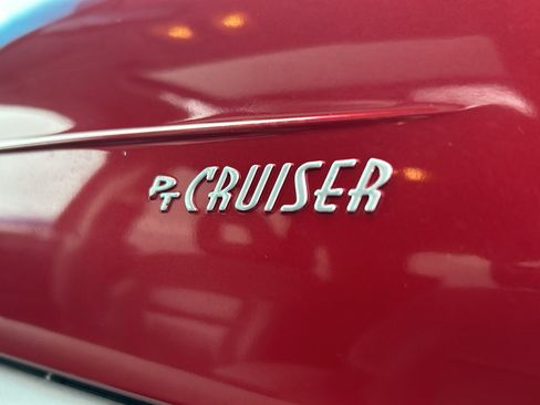 Used 2007 Chrysler PT Cruiser Limited w/ Chrome Accents Group FWD image 24