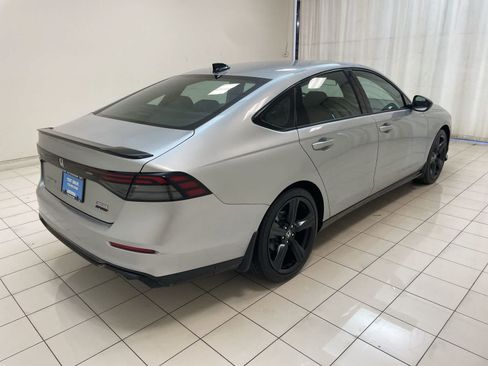 Used 2024 Honda Accord Sport image 28