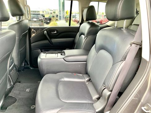 Used 2024 INFINITI QX80 Luxe AWD/4WD image 19