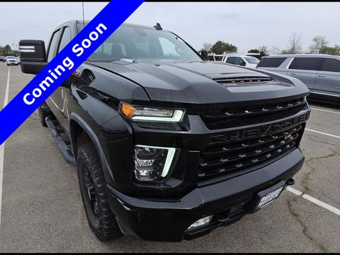 Used 2021 Chevrolet Silverado 2500 LTZ w/ LTZ Plus Package AWD/4WD image 3