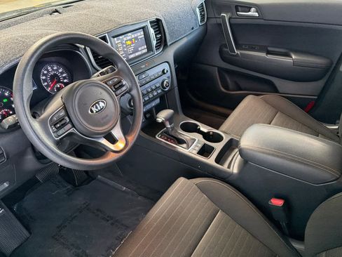 Used 2017 Kia Sportage LX w/ LX Popular Package AWD/4WD image 13