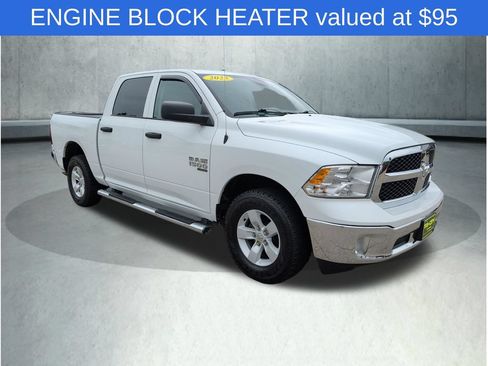 Used 2023 RAM 1500 Classic SLT AWD/4WD image 9