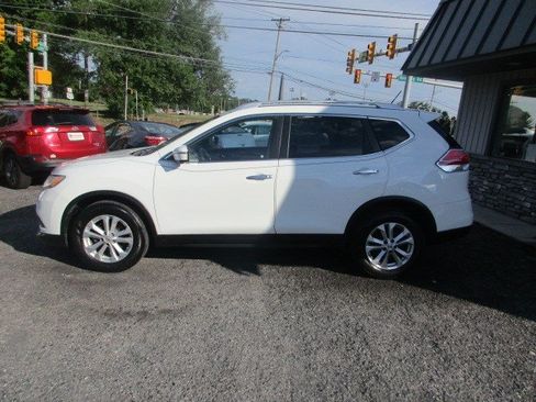 Used 2016 Nissan Rogue SV w/ SV Premium Package AWD/4WD image 5