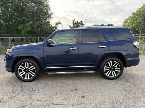 Used 2020 Toyota 4Runner Limited AWD/4WD image 5
