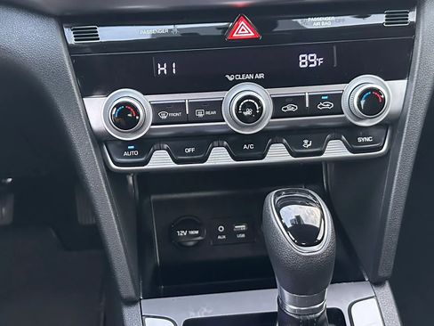 Used 2020 Hyundai Elantra SEL w/ Cargo Package (C1) image 14