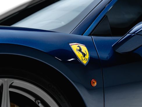 Used 2014 Ferrari 458 Italia Coupe RWD image 22