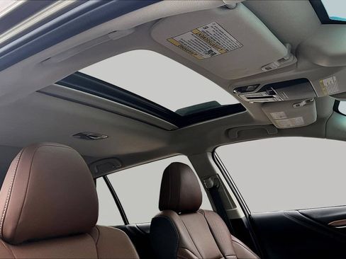 Used 2022 Subaru Outback Touring AWD/4WD image 25