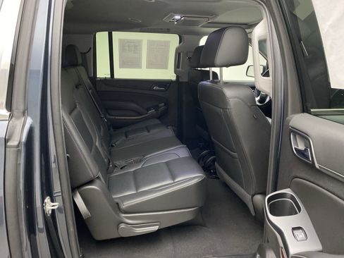 Used 2019 GMC Yukon XL SLT w/ Open Road Package AWD/4WD image 21
