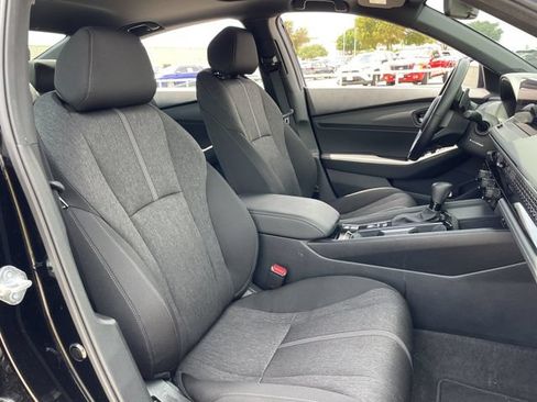 Used 2025 Honda Accord Sport image 26