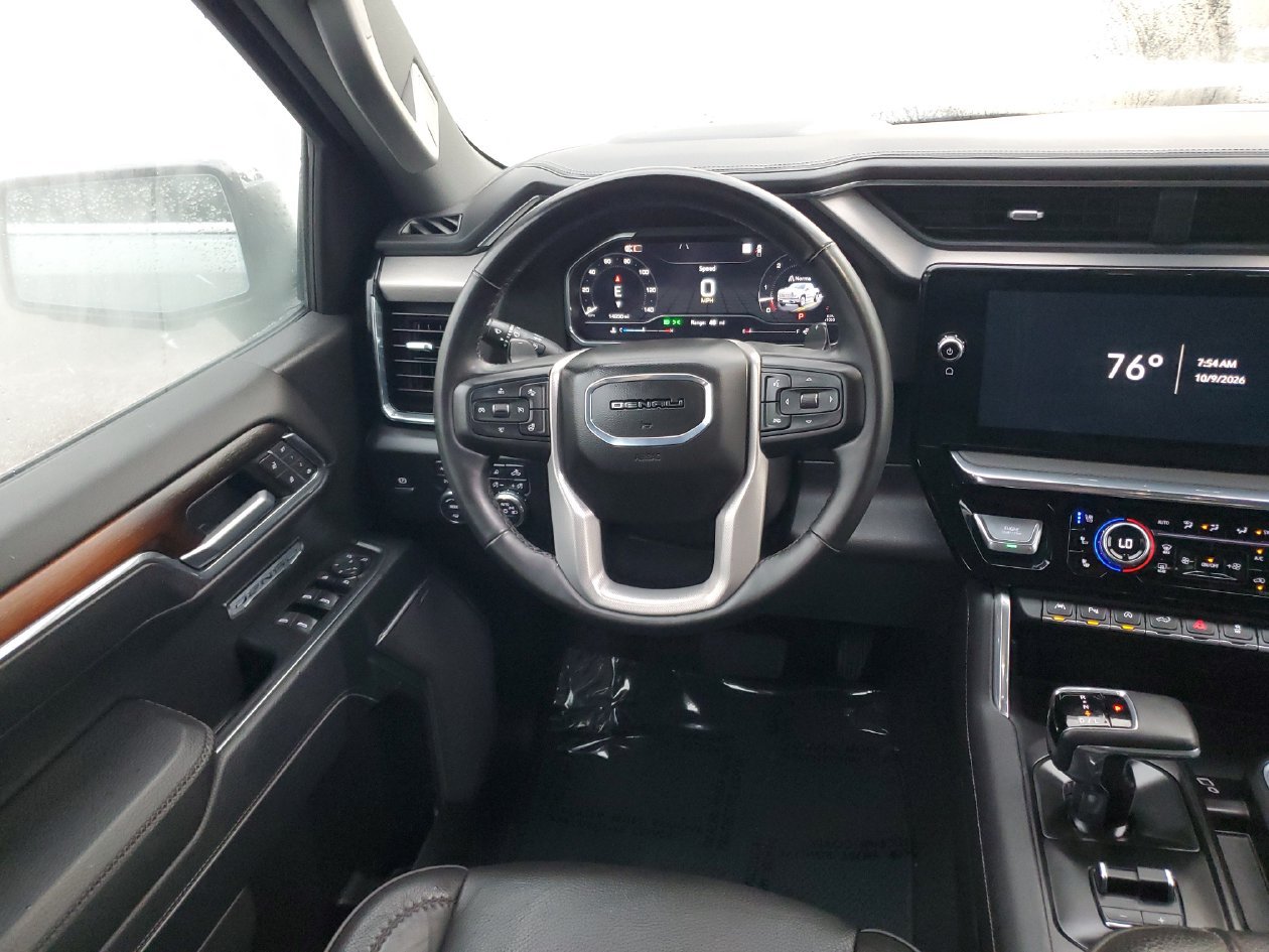 Used 2025 GMC Sierra 1500 Denali w/ Denali Reserve Package AWD/4WD image 13