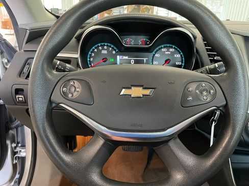 Used 2017 Chevrolet Impala LS FWD image 9