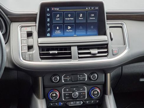 Used 2024 Chevrolet Suburban High Country RWD image 14
