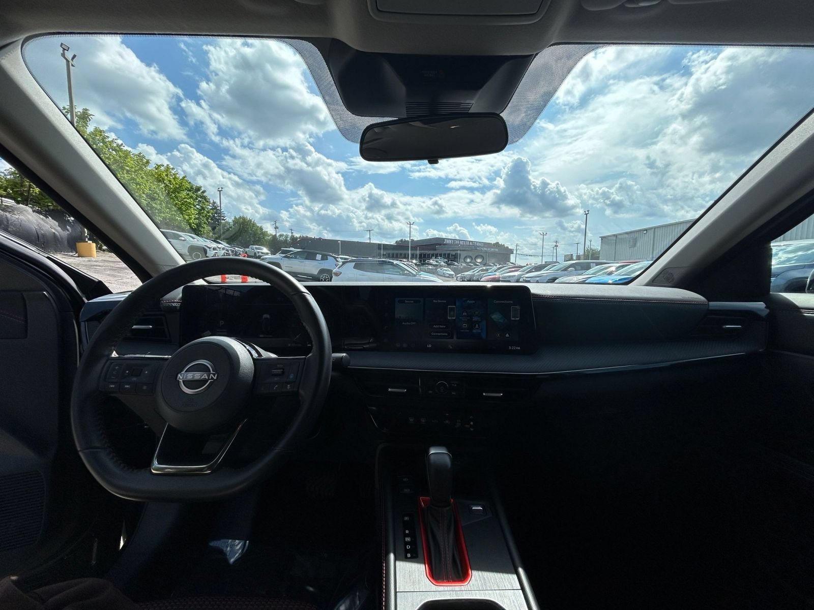 Used 2026 Nissan Kicks SR AWD/4WD image 27