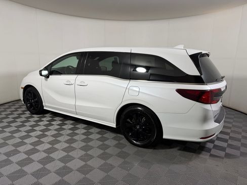Used 2024 Honda Odyssey Sport image 21