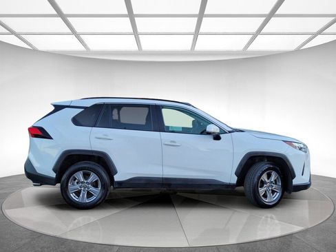 Used 2024 Toyota RAV4 XLE image 2