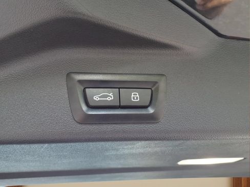 Used 2024 BMW X5 sDrive40i w/ Parking Assistance Package RWD image 32