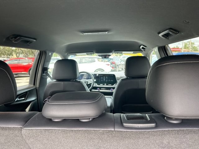 Used 2025 Chevrolet Equinox LT w/ Convenience Package II AWD/4WD image 46