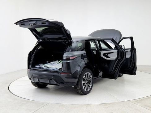 New 2025 Land Rover Range Rover Evoque Dynamic SE image 11