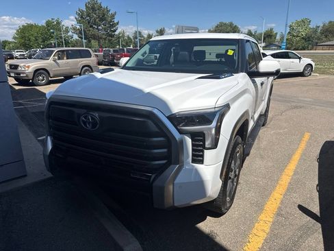 Used 2024 Toyota Tundra Limited w/ Power Package AWD/4WD image 3