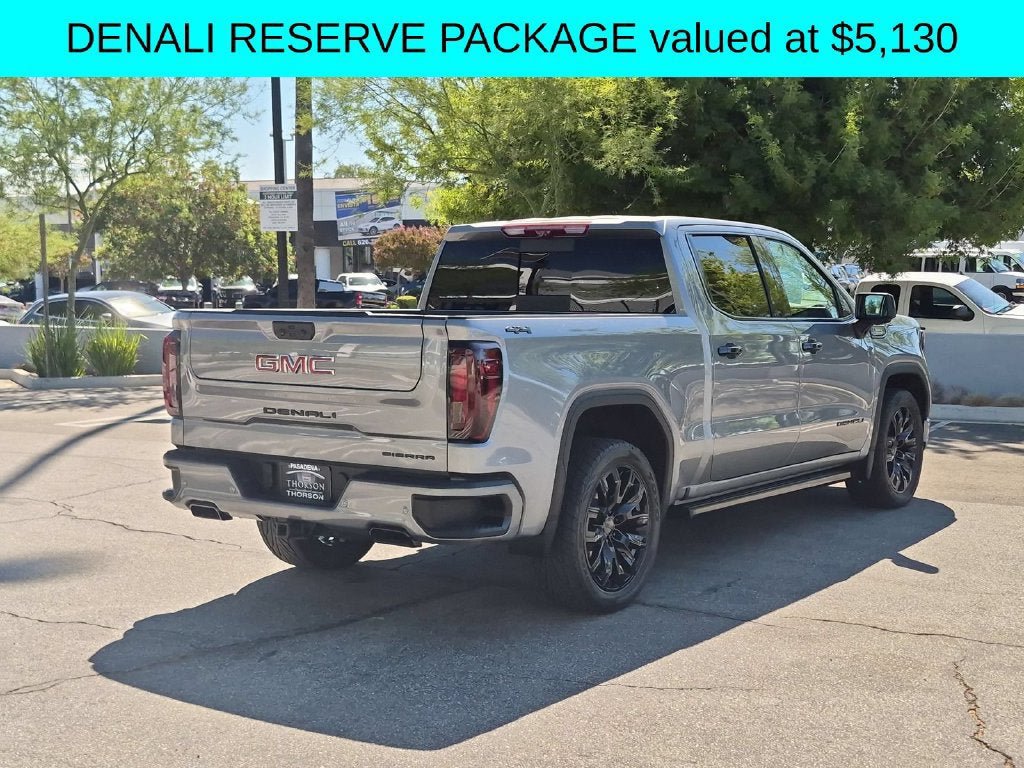 Used 2023 GMC Sierra 1500 Denali w/ Denali Reserve Package AWD/4WD image 9