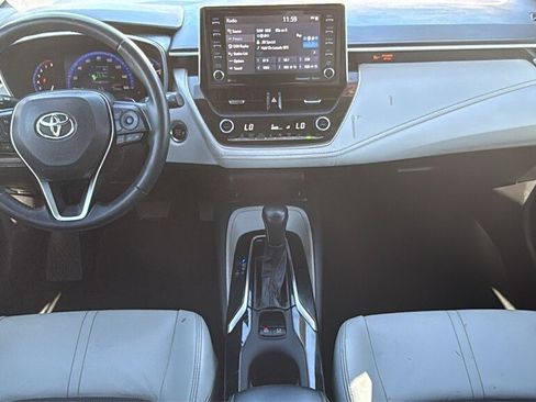 Used 2022 Toyota Corolla XSE image 15