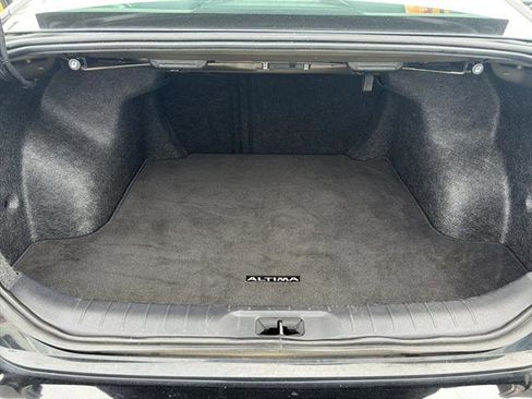 Used 2024 Nissan Altima 2.5 SV image 29