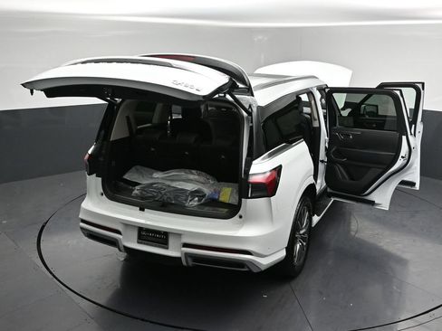 New 2027 INFINITI QX80 Luxe AWD/4WD image 37