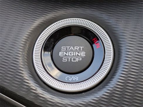 Used 2023 Jeep Grand Cherokee Altitude image 31