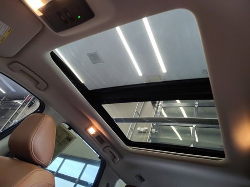 Certified 2024 Nissan Pathfinder Platinum w/ Cargo Package image 6