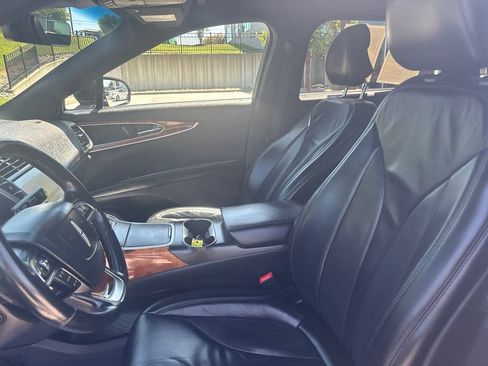 Used 2019 Lincoln Nautilus Select AWD/4WD image 39