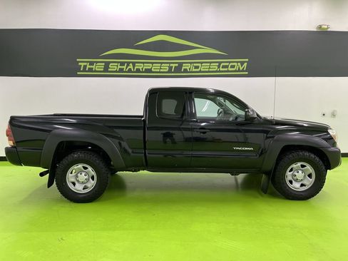 Used 2014 Toyota Tacoma 4x4 Access Cab w/ Convenience Package image 11