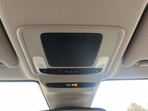 Certified 2023 Honda HR-V LX image 26