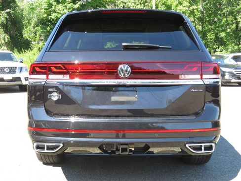 Used 2024 Volkswagen Atlas SEL Premium R-Line AWD/4WD image 6