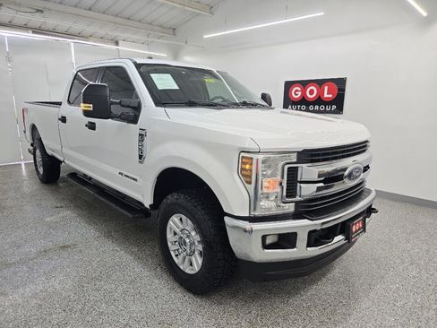 Used 2019 Ford F250 XLT w/ XLT Value Package image 1