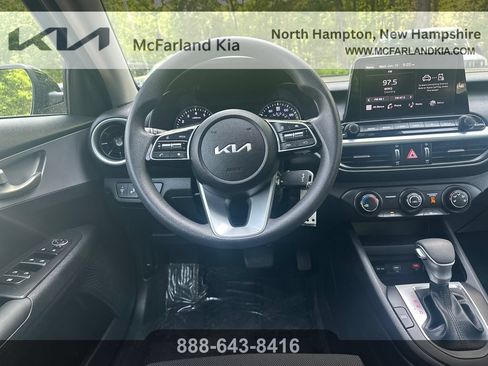 Used 2024 Kia Forte LXS w/ LXS Technology Package FWD image 14