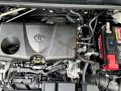 Certified 2023 Toyota RAV4 LE FWD image 32