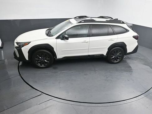 Used 2025 Subaru Outback Onyx Edition XT image 22