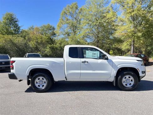 New 2026 Nissan Frontier S w/ Tow Package AWD/4WD image 7