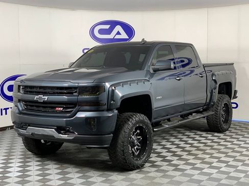 Used 2017 Chevrolet Silverado 1500 LT w/ All Star Edition AWD/4WD image 7