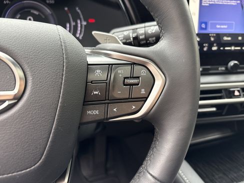 Used 2024 Lexus RX 350h w/ Cold Area Package AWD/4WD image 11