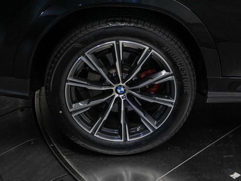 Certified 2023 BMW X6 xDrive40i w/ M Sport Package image 8