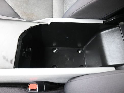 Used 2021 Toyota Camry LE FWD image 22