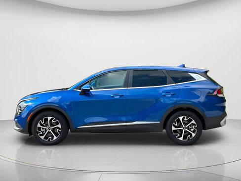 Used 2025 Kia Sportage EX FWD image 8