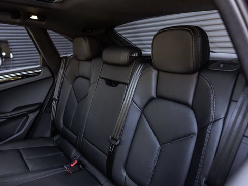 Certified 2026 Porsche Macan Turbo AWD/4WD image 23