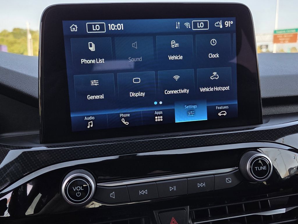Used 2025 Ford Escape ST-Line Select AWD/4WD image 12
