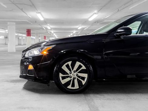 Used 2020 Nissan Altima 2.5 S FWD image 14