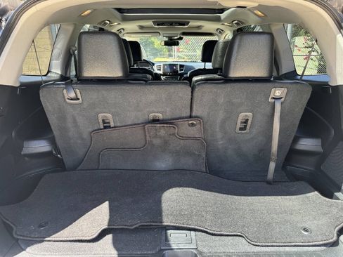 Used 2018 Honda Pilot Elite image 43